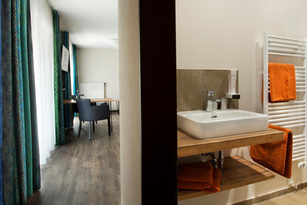 Hotel Zum Gruenen Baum Pfahlheim Zewnętrze zdjęcie